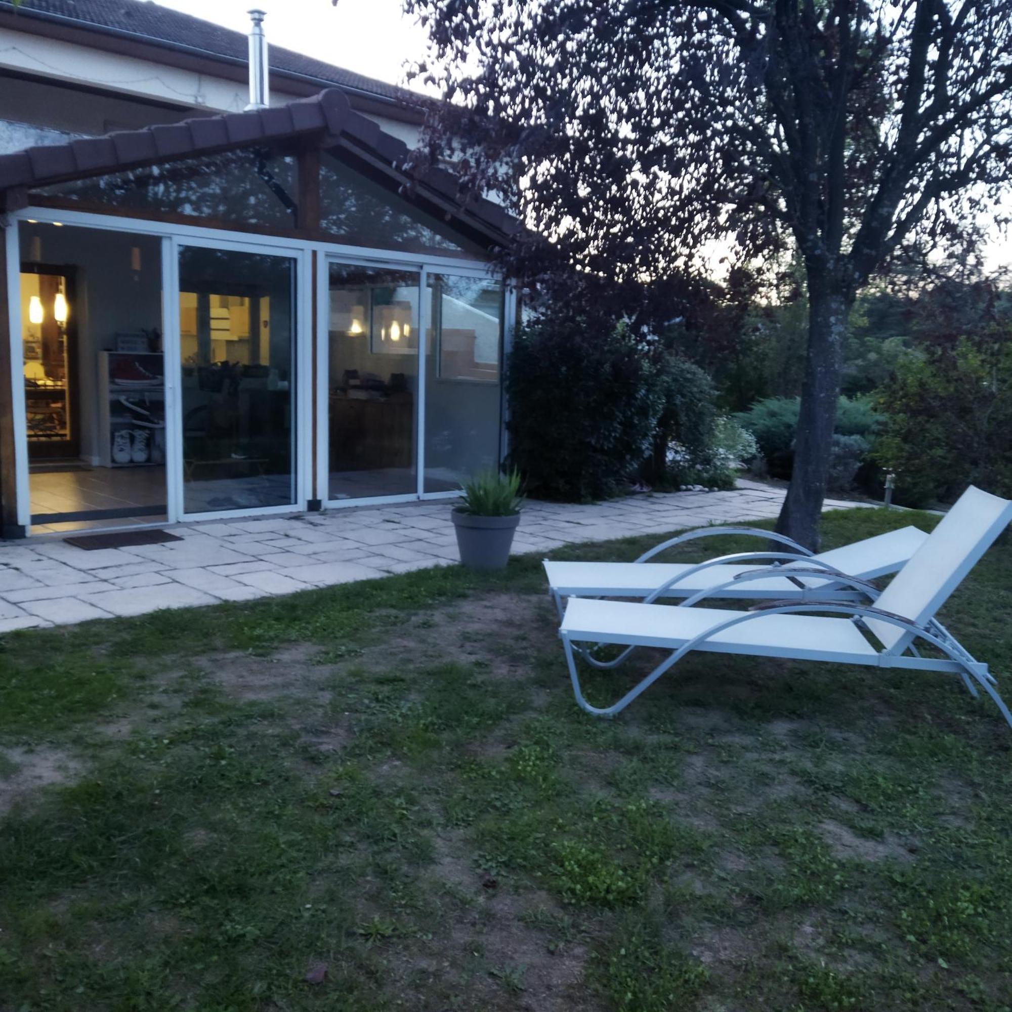Chambre Dans Un Ecrin De Verdure Dommartin  Luaran gambar